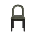 Meridian Furniture, Chaise de salle à manger en velours Conrad