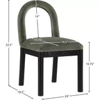 Meridian Furniture, Chaise de salle à manger en velours Conrad