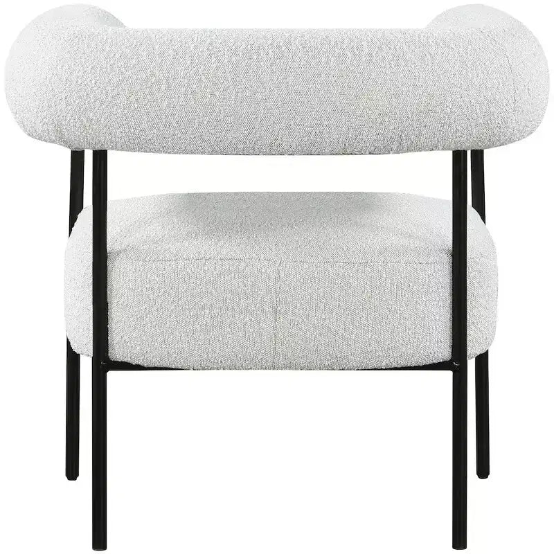 Meridian Furniture, fauteuil d'appoint Blake en tissu bouclette