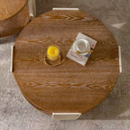 CLIHOME Table basse sculptée en bois, Table d'appoint rétro avec rangement double couche, Table de chevet de style palais pour petits espaces