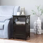 Table d'appoint Belmont HomeStock avec armoire et deux étagères, design octogonal, espace de rangement dissimulé pour magazines et appareils électroniques dans le salon