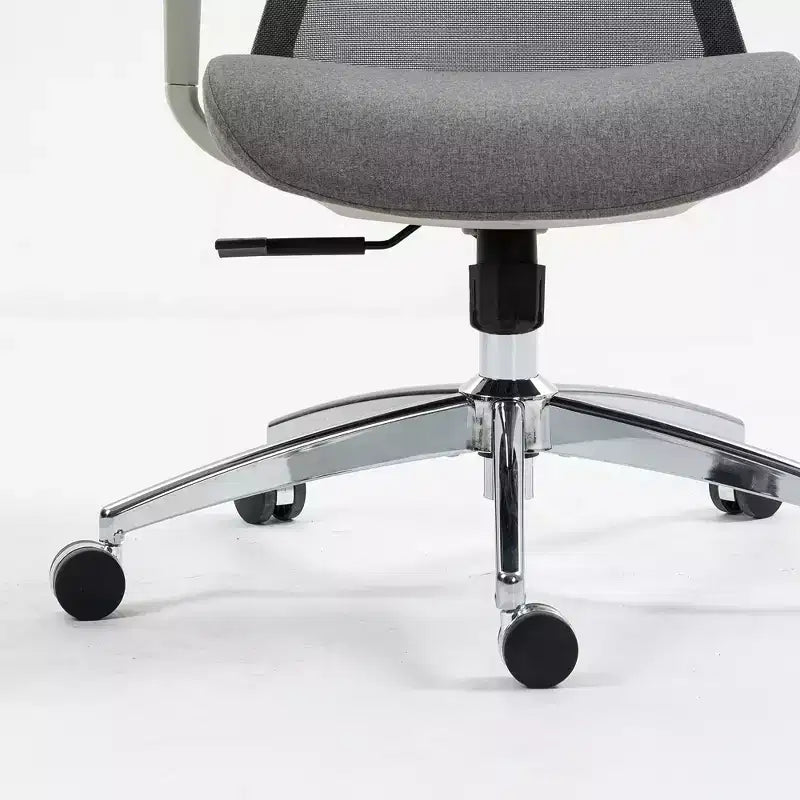 Chaise de bureau Okak à dossier haut, chaise de bureau avec appui-tête et roulettes, chaise de bureau en maille pour le bureau, le bureau ou la salle de lecture