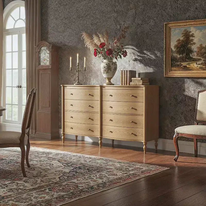 Commode vintage Homsee noire/chêne clair à façade incurvée avec 8 tiroirs, commode de chambre de luxe avec boutons en bronze, table de toilette