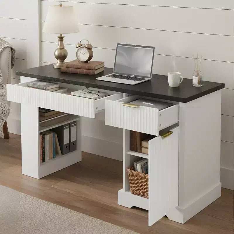 JVNOXK Bureau Moderne de 140 cm avec Meuble de Rangement et Tiroirs, Prises de Courant, Panneau Perforé, Étagères Intégrées et Tablette de Clavier, Blanc