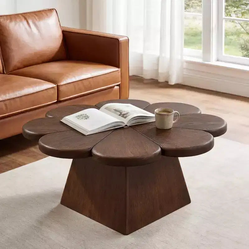 Table basse moderne Art Leon, table centrale ronde en forme de pétale avec base en bois d'hévéa pour salon