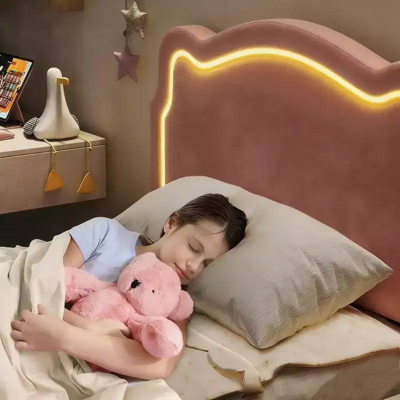 Cadre de lit simple rembourré à LED avec tête de lit pour enfants