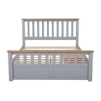 Lit plateforme Queen gris en pin naturel avec tiroirs et tête de lit en bois