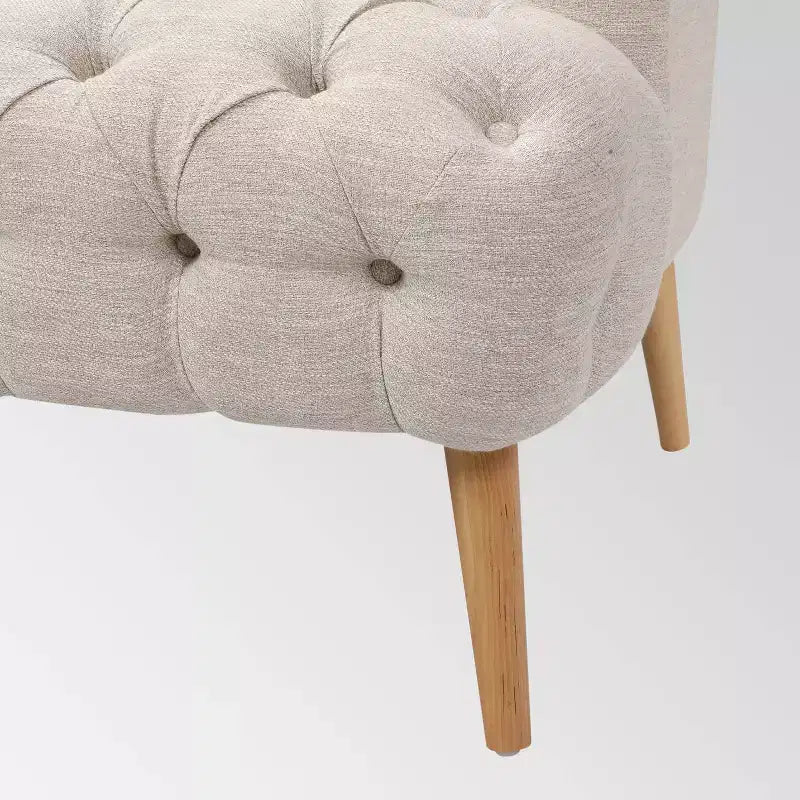 Christopher Knight Home Canapé contemporain capitonné Adelia Beige : Moderne rembourré, 3 places, cadre en bois