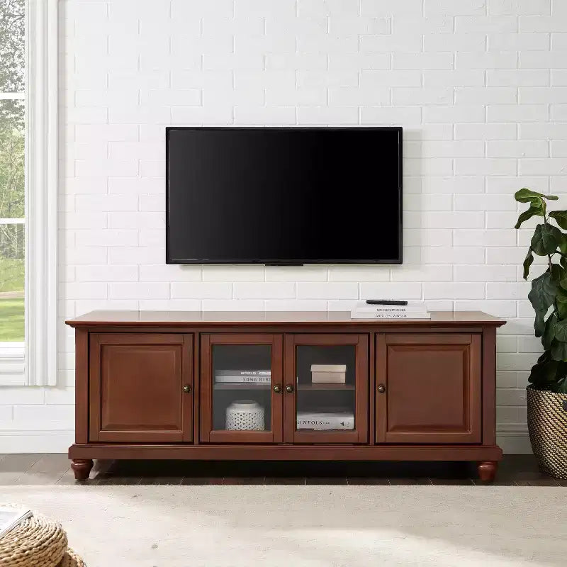 Meuble TV Cambridge pour téléviseurs jusqu'à 60" Rouge foncé - Crosley : Meuble de divertissement avec étagères réglables et gestion des câbles