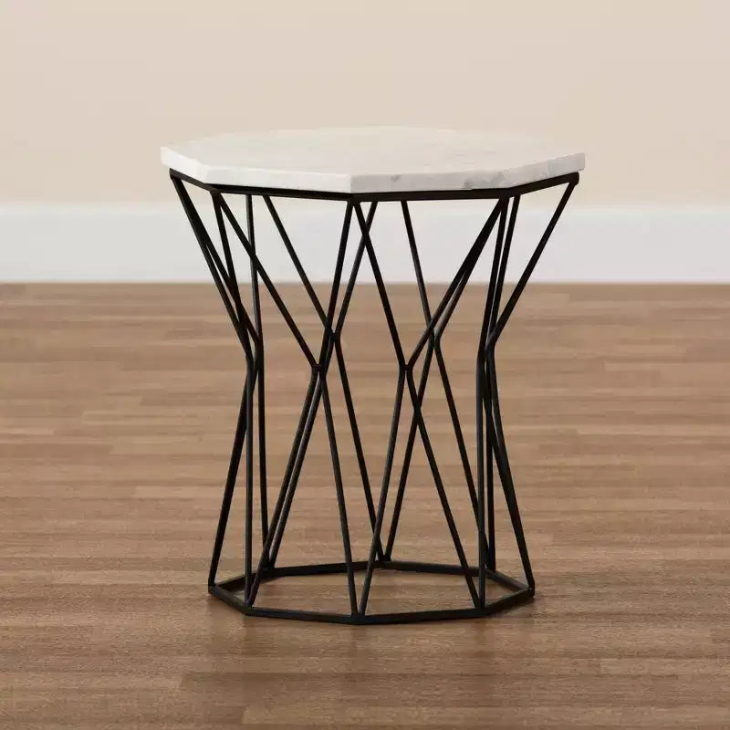 Table d'appoint en métal Venedict avec plateau en marbre noir - Baxton Studio : Table d'appoint rectangulaire pour salon, aucun assemblage requis