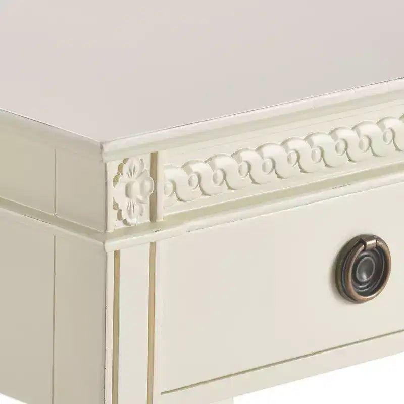 Table d'appoint Westport Blanc Antique - Finch : D'inspiration campagnarde française, Un tiroir, Finition vieillie, Quincaillerie en laiton