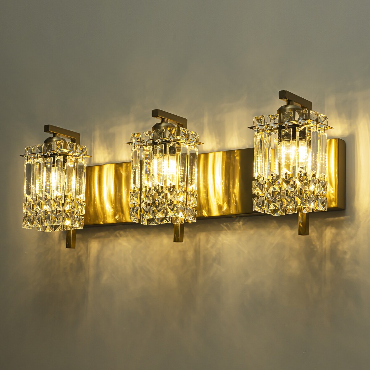 Appliques murales en cristal à 3 lumières pour salle de bain, style moderne et glamour