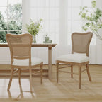 Chaises de salle à manger en bois d'hévéa de style fermier avec dossier en rotin (deux chaises par ensemble).