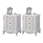 Table de chevet traditionnelle en bois blanc sculpté à 3 tiroirs