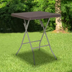 Table pliante carrée en plastique imitation rotin marron Emma et Oliver de 59 cm – Table d'extérieur pour événements