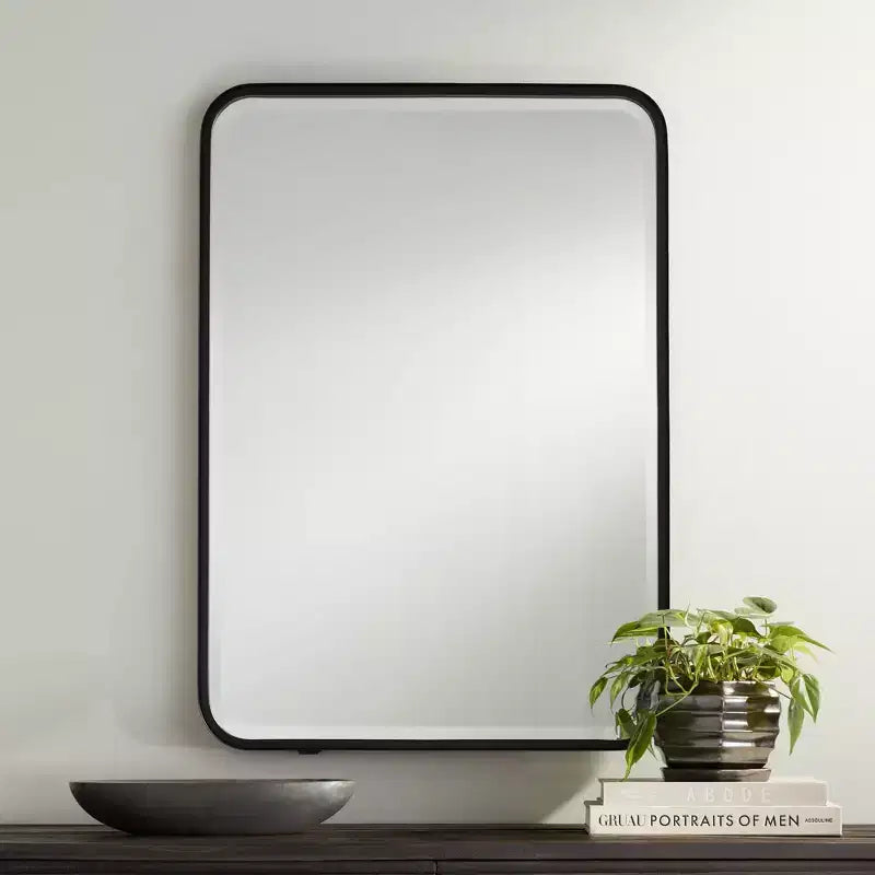 Miroir Mural Rectangulaire à Bord Arrondi Liguria Uttermost, Cadre en Fer Noir Biseauté Moderne 24 Pouces de Large pour Salle de Bain, Chambre, Salon, Entrée