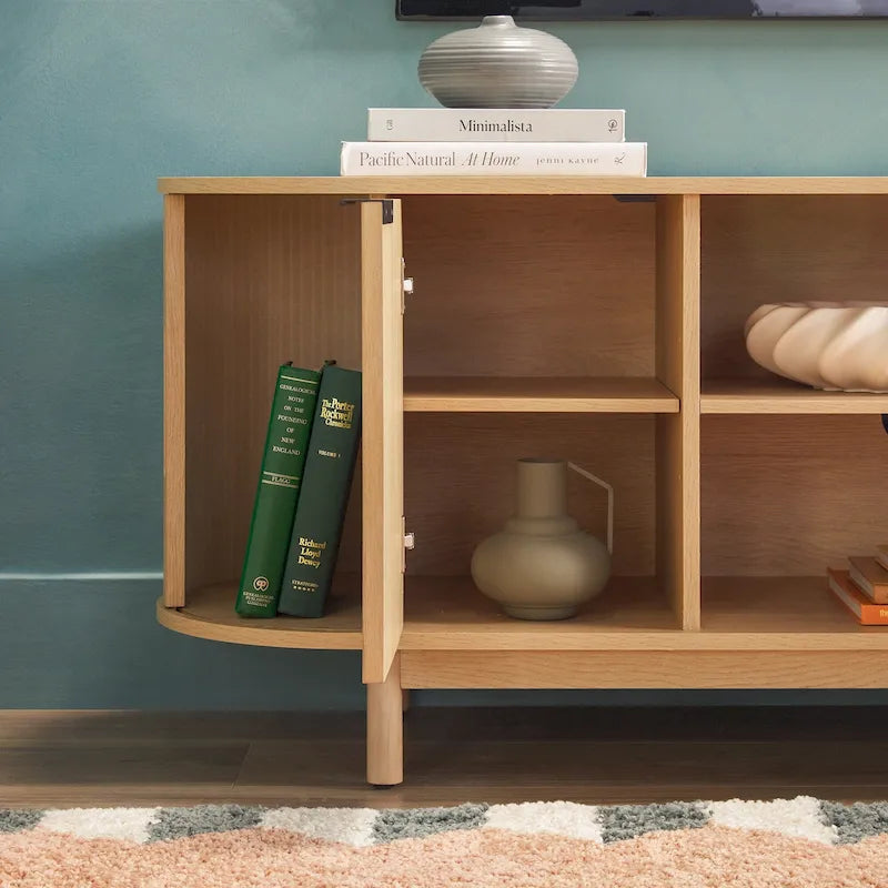 Meuble TV cannelé de 60" avec bords arrondis, style moderne, meuble de rangement multimédia