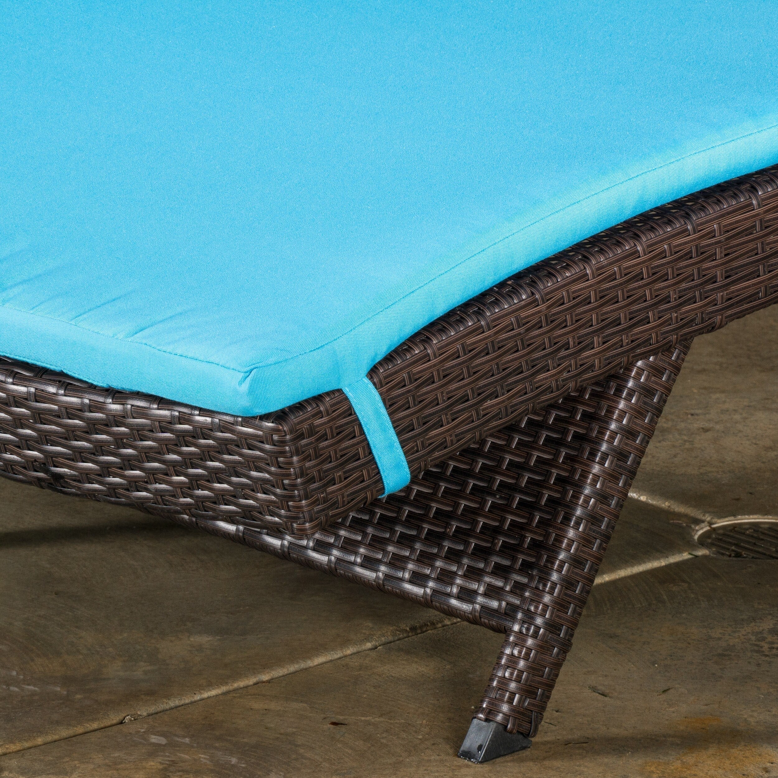 Ensemble de coussins d'extérieur Salem pour chaise longue - Coussins uniquement (lot de 2) par Christopher Knight Home - 79,25L x 27,50W x 1,50H