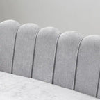 Causeuse rembourrée de style moderne du milieu du siècle, 59 W